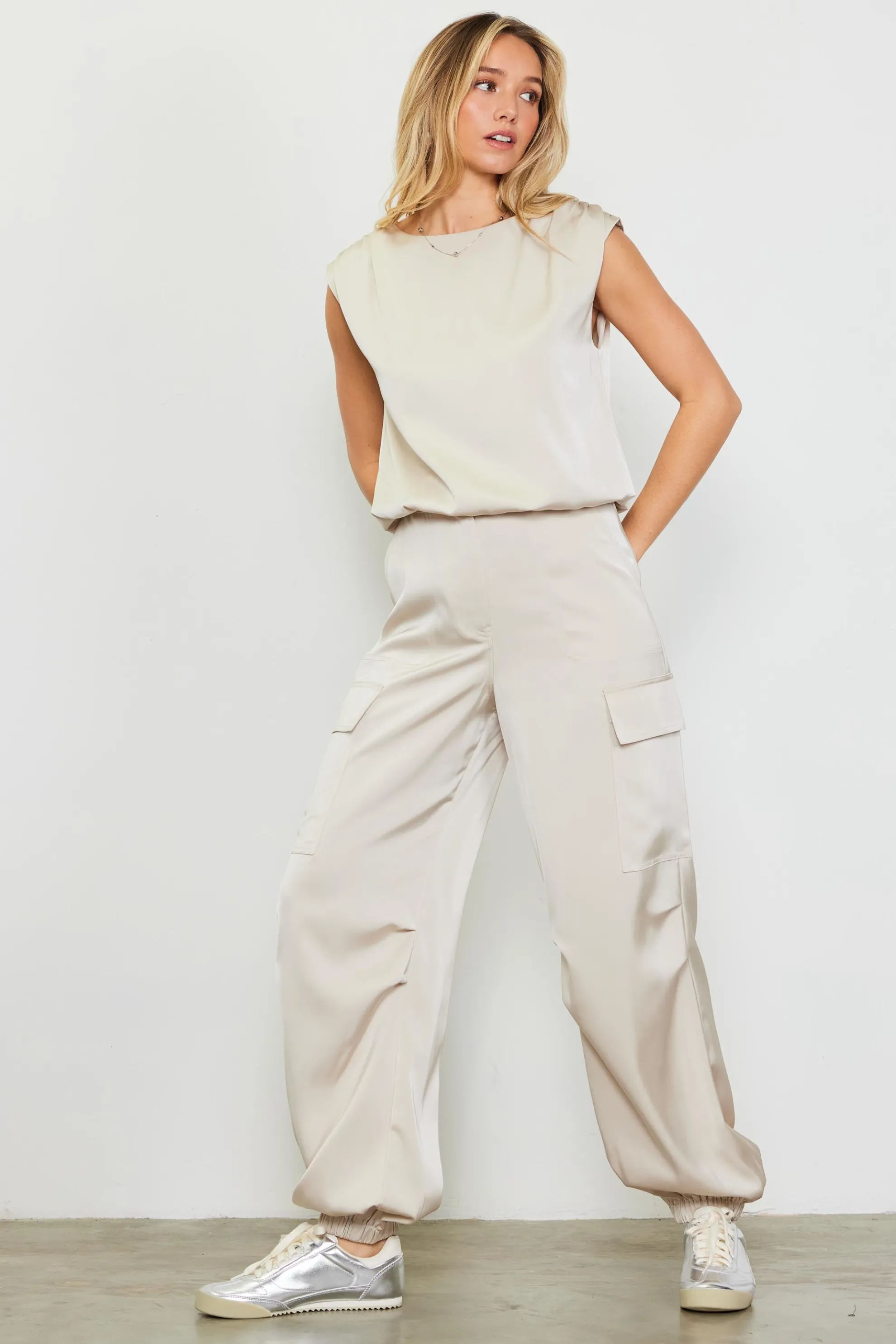 Bubble Hem Muscle Tank