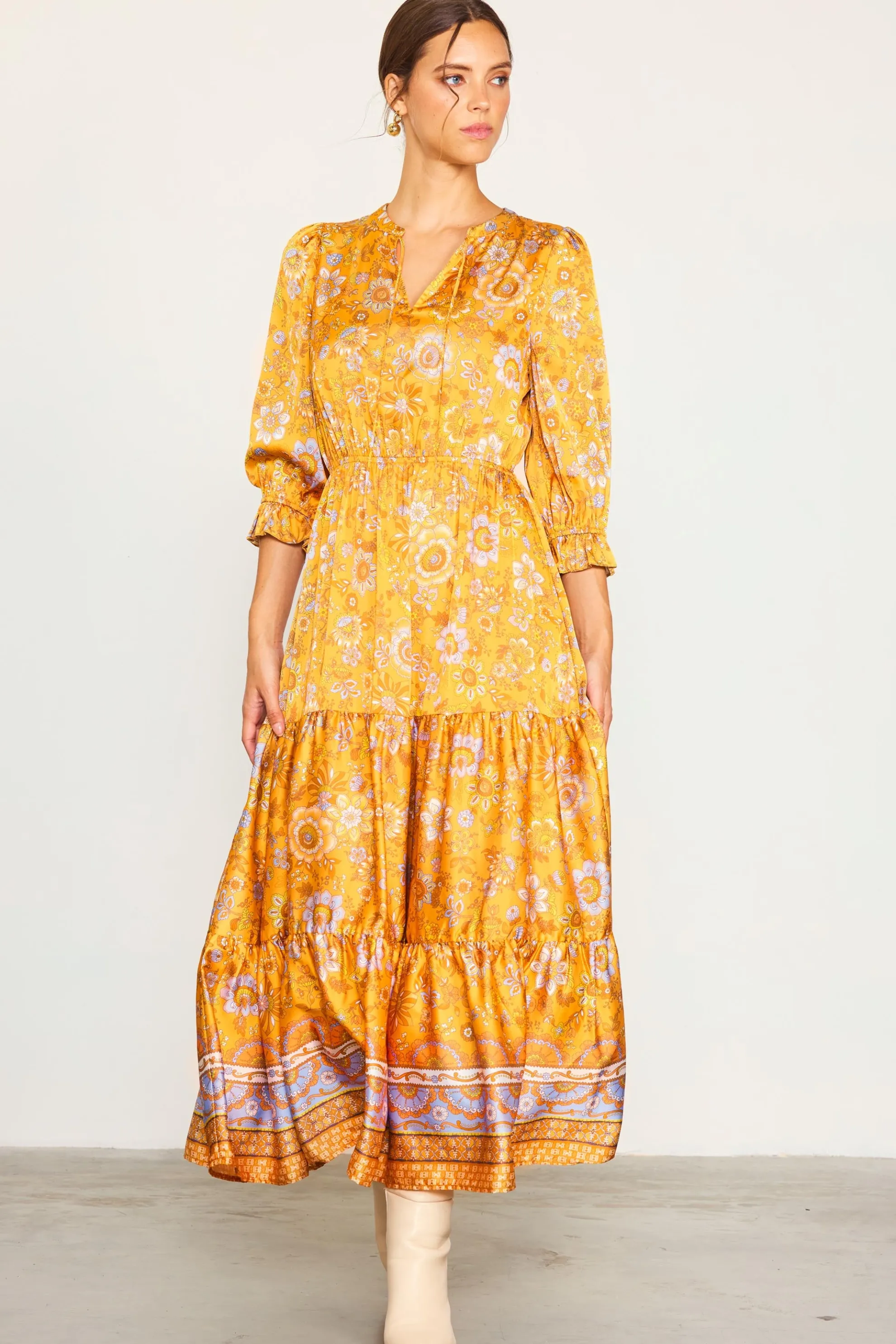 Retro Floral Motif Maxi Dress