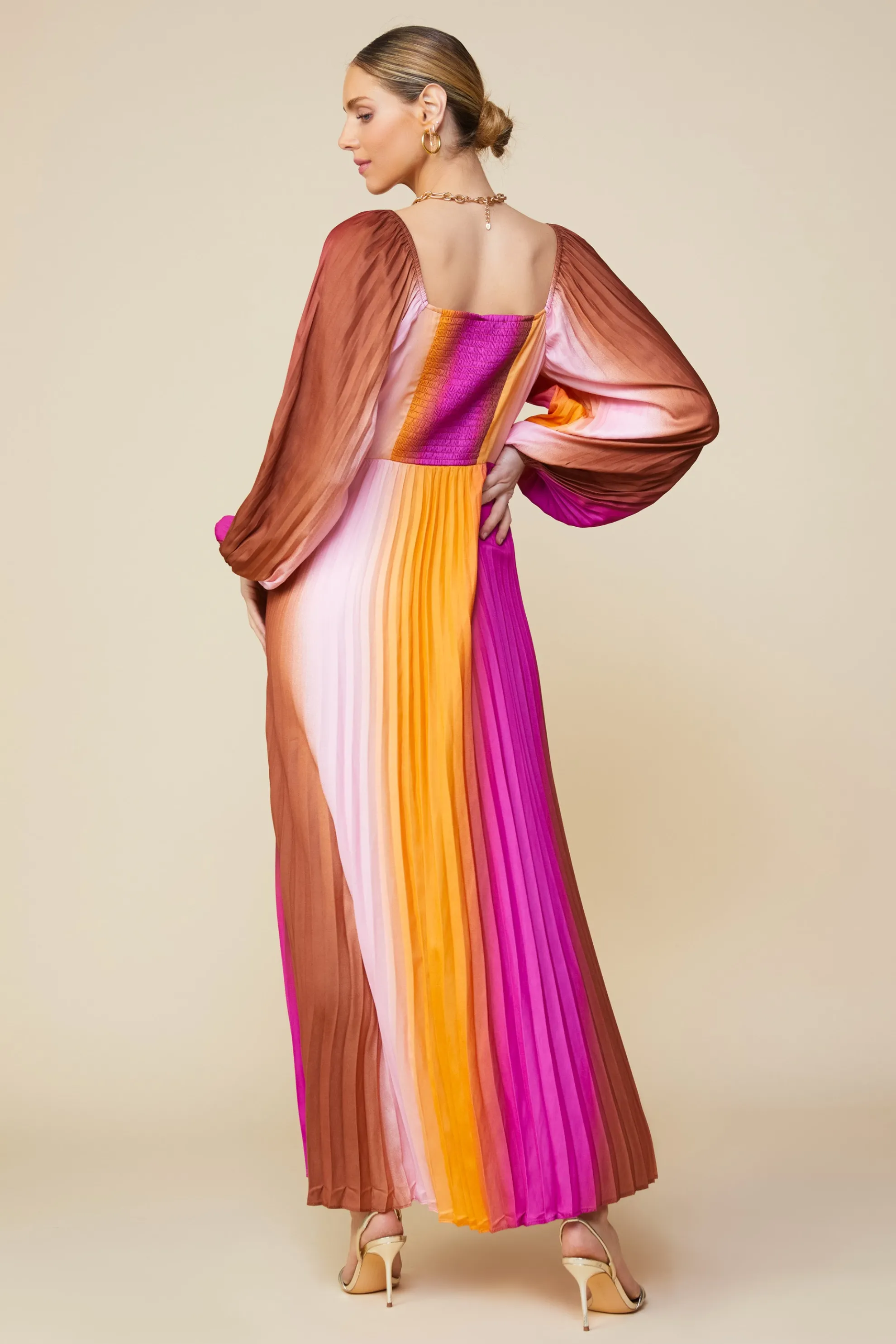 Retro Gradation Pleated Maxi Dress