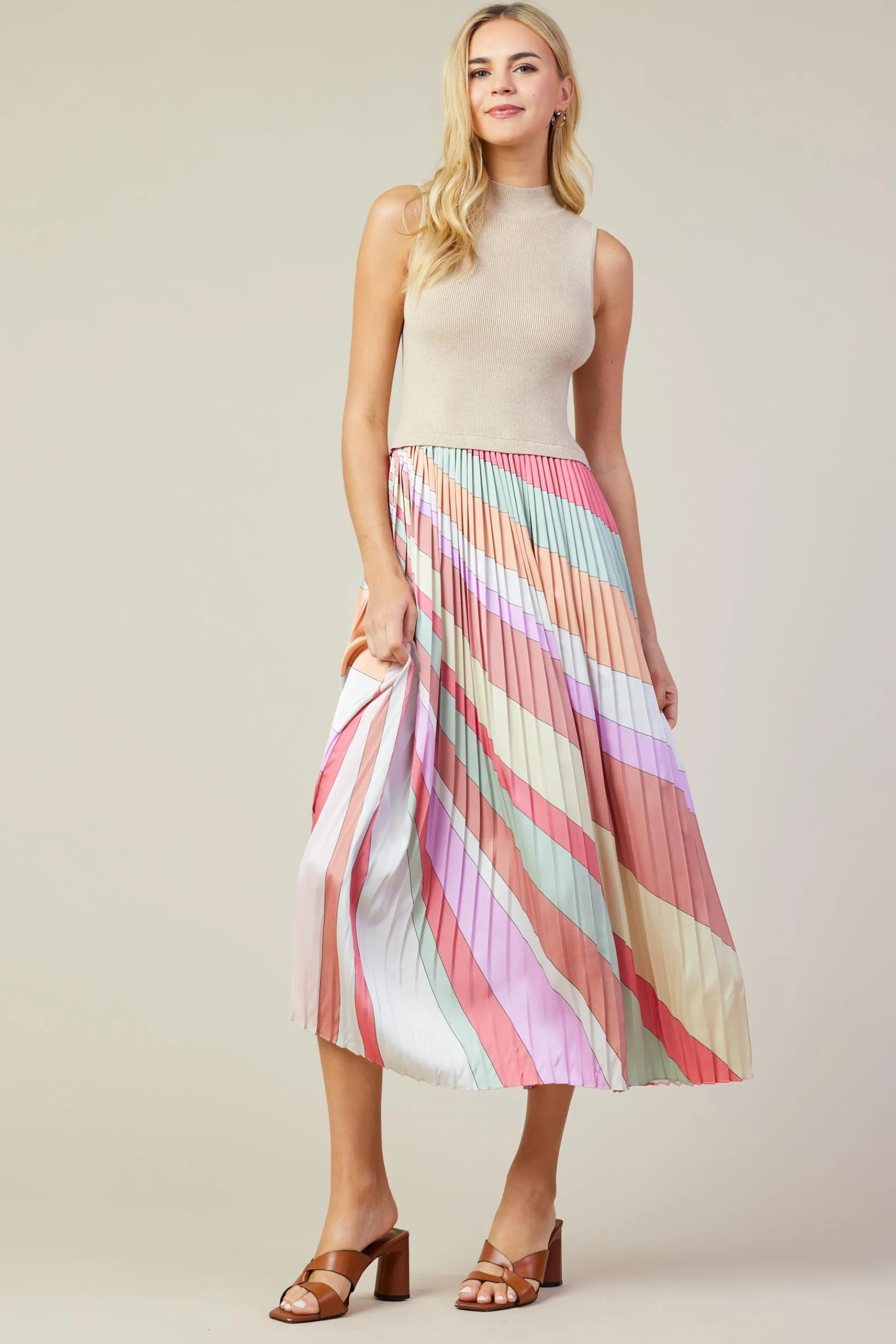 Carmine Print Mixed Media Pleated Midi Dress