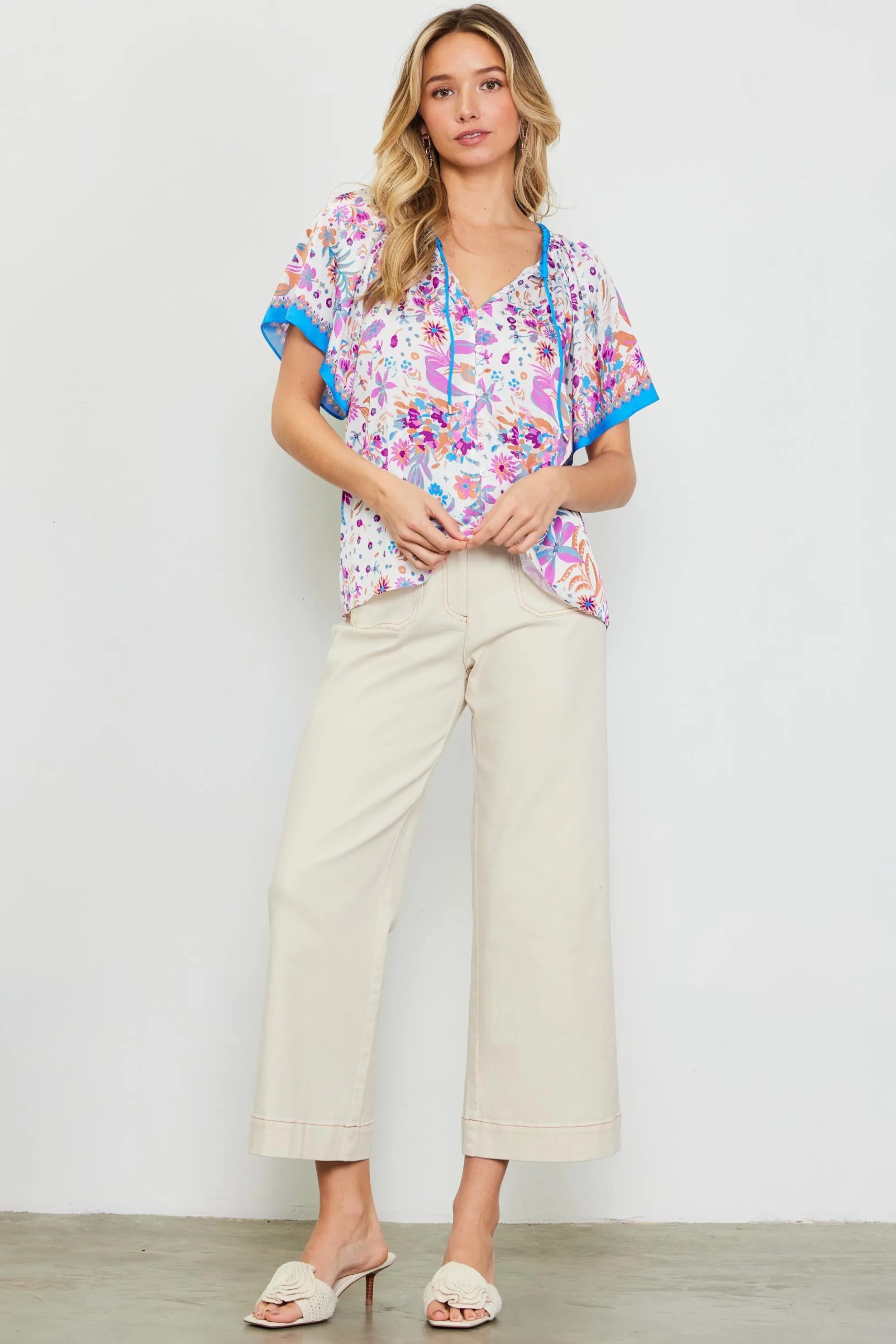 Magnolia Border Print Short Sleeve Top
