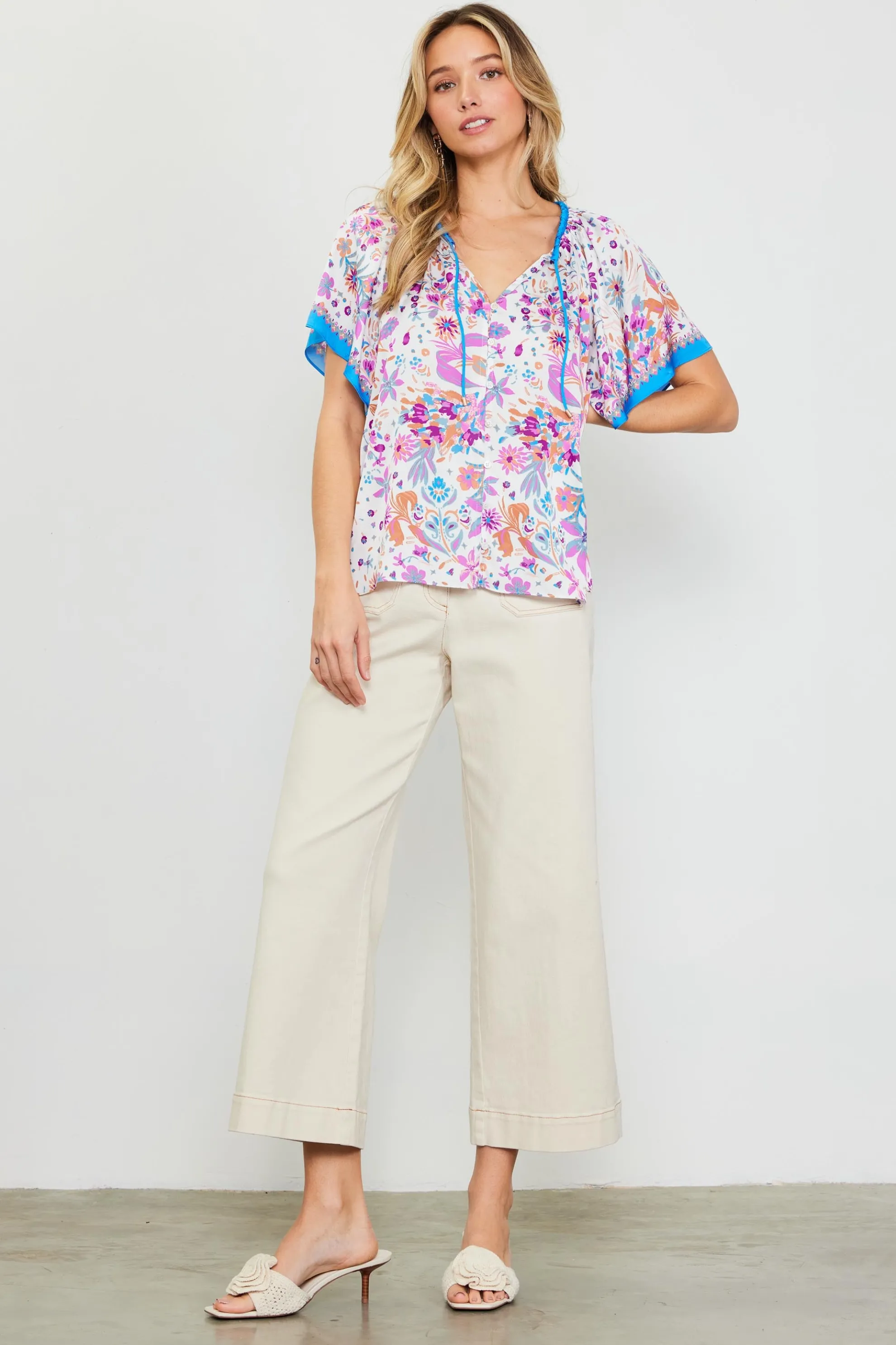 Magnolia Border Print Short Sleeve Top