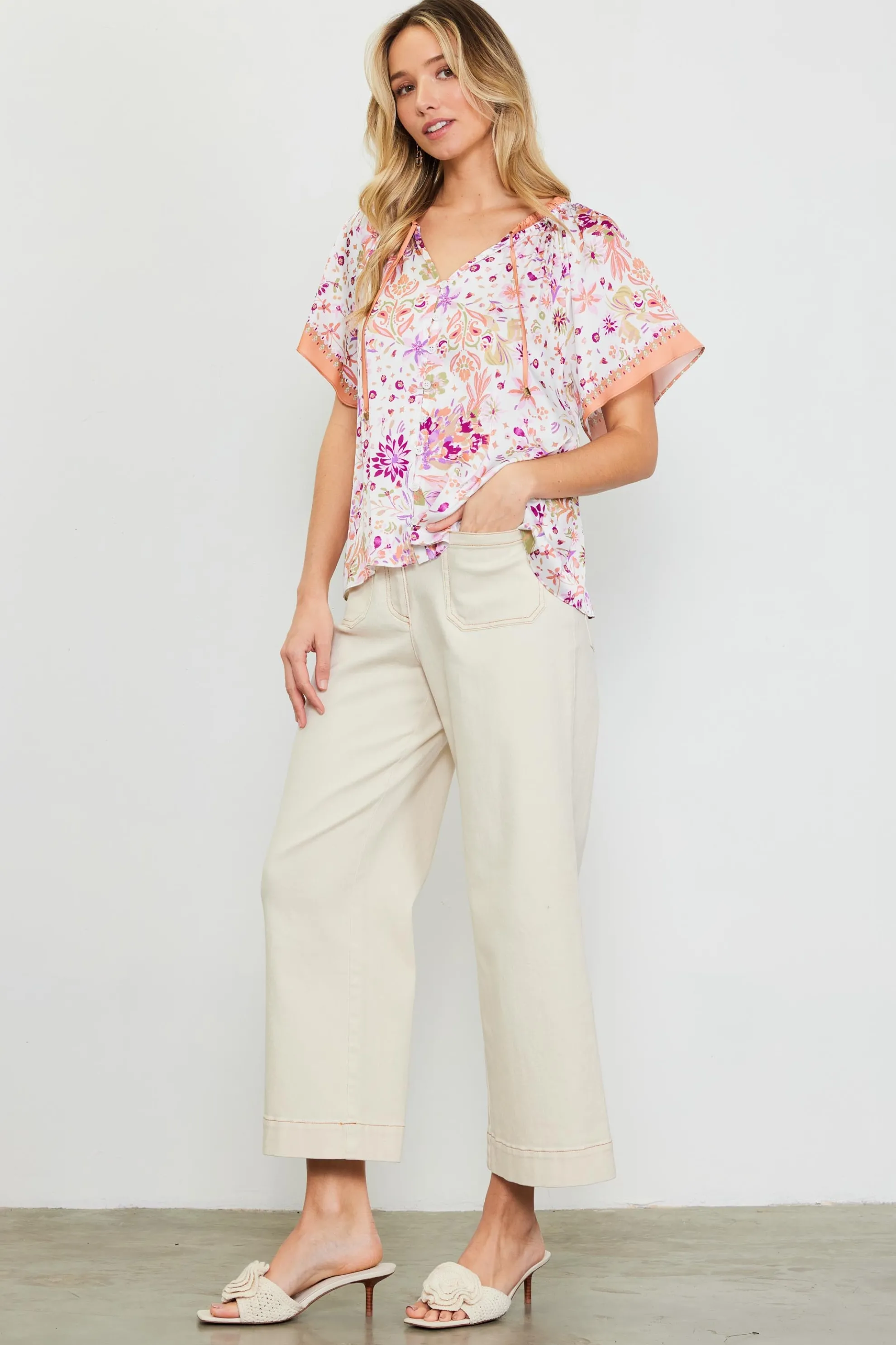 Magnolia Border Print Short Sleeve Top